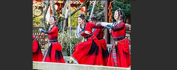 Lan Su Chinese Garden Dancing 2020