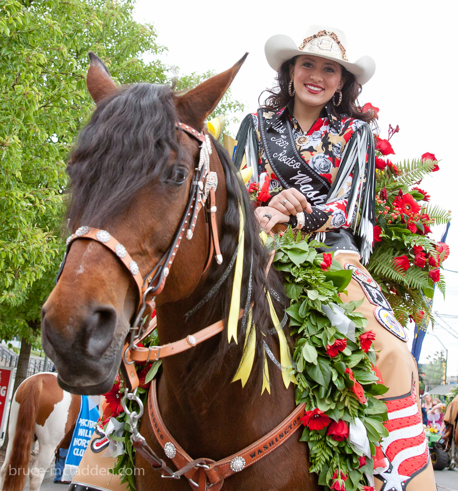 110611-Rose.Parade-085