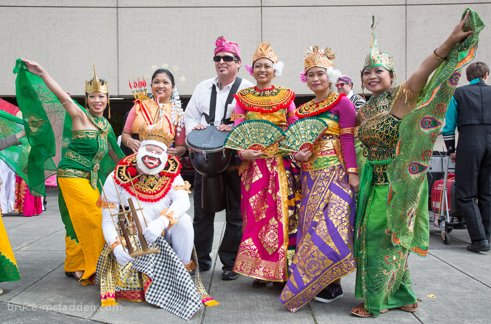 120609-Rose Parade 2012-080
