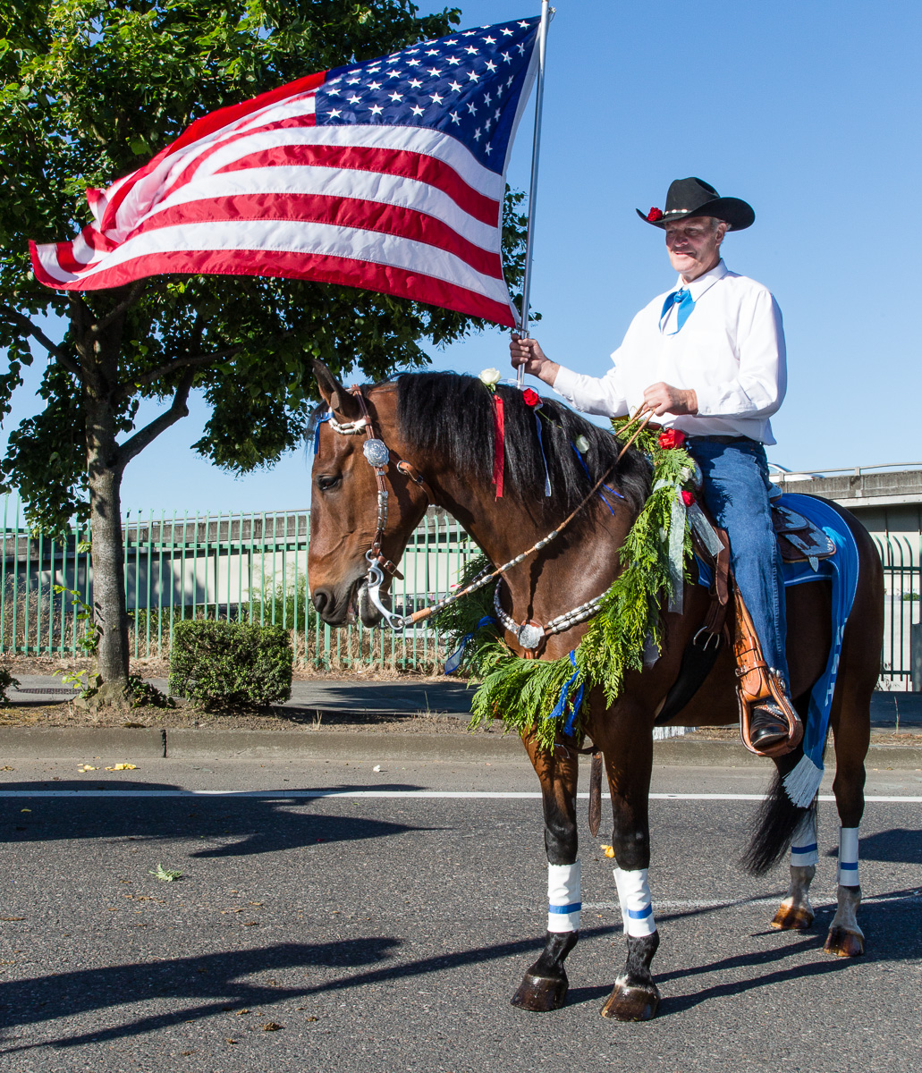 130608-Grand Floral Parade 2013-017