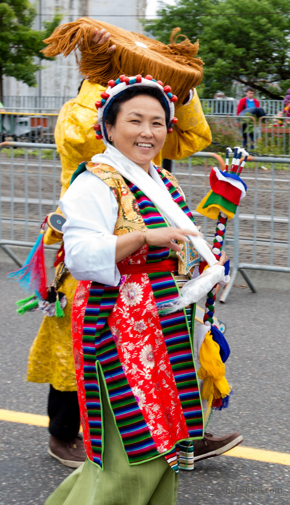 140607-Grand Floral Parade-101