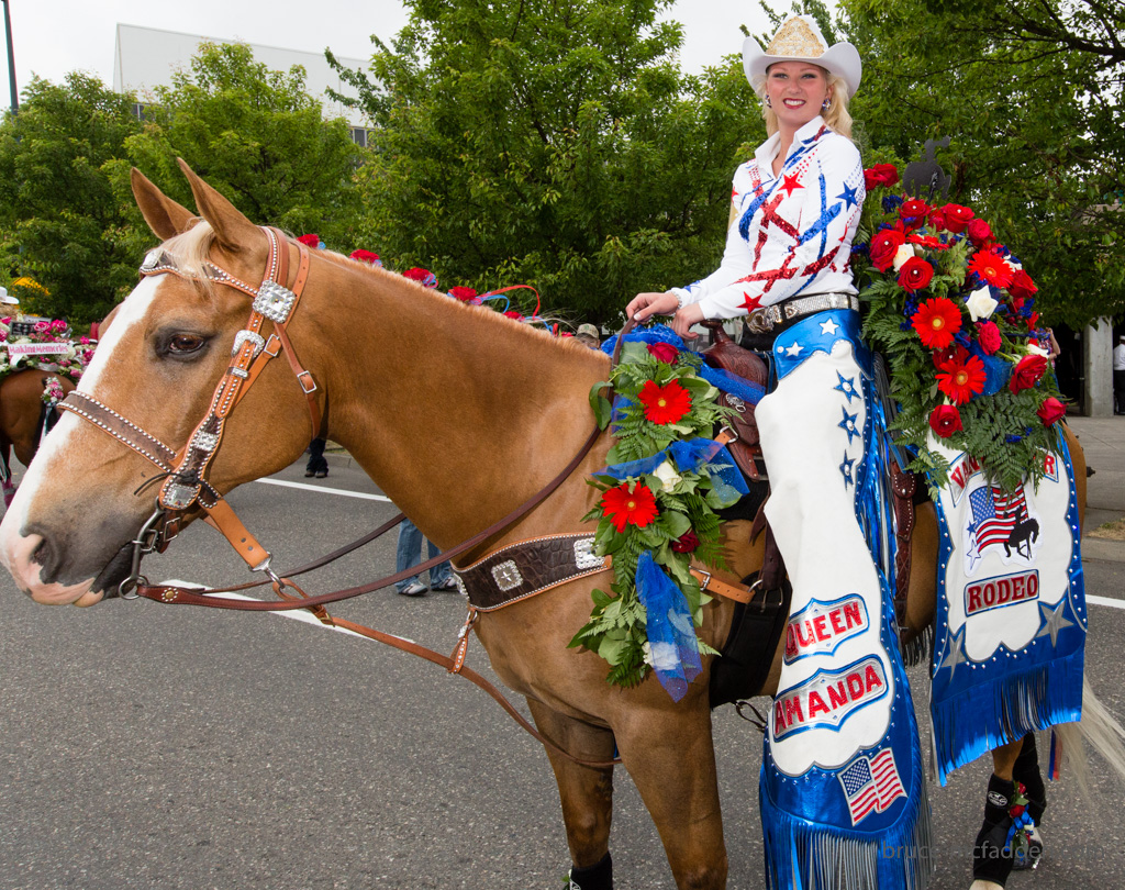 140607-Grand Floral Parade-110