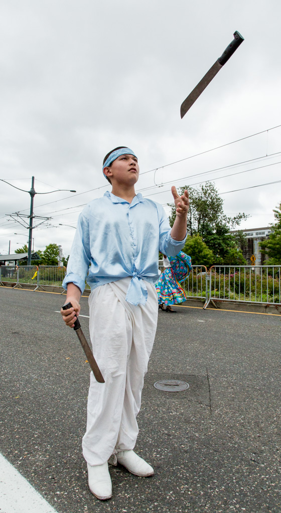 140607-Grand Floral Parade-196