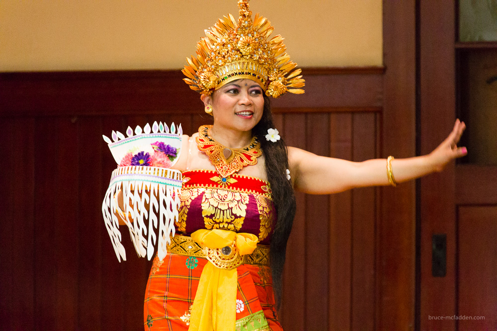 130428-Int Day of Dance 2013-022