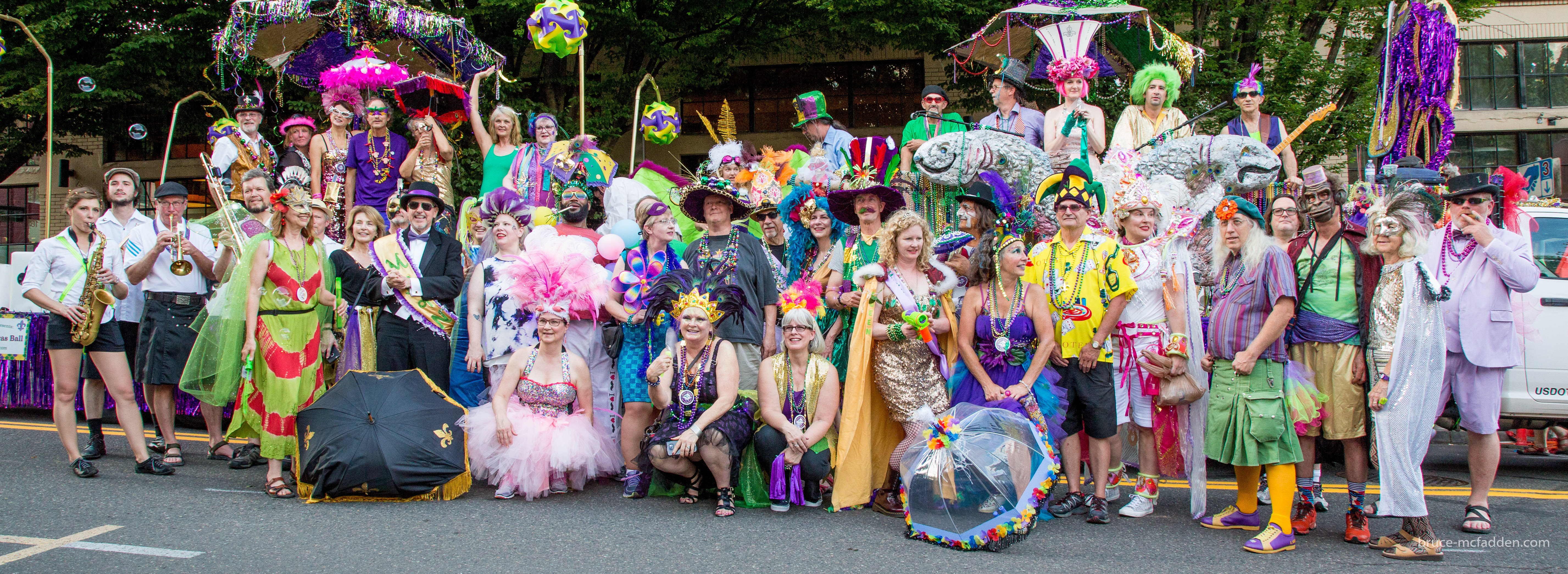 160604-Starlight Parade-010-011-Pano